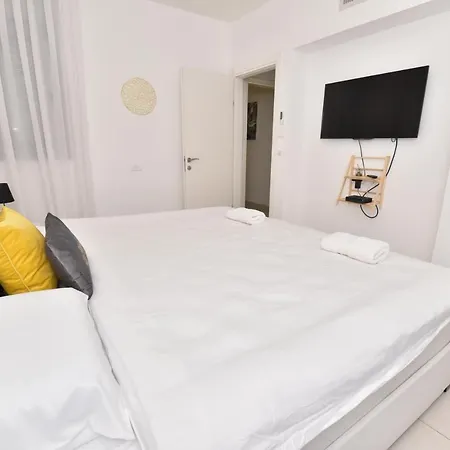 Appartement דירת גן דלוקס à Eilat Extérieur photo